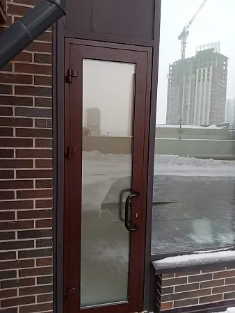 Дверь ПВХ, коричневая ламинация